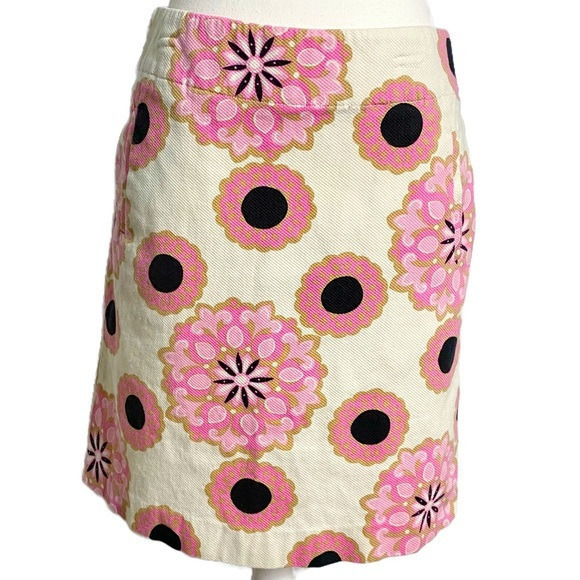 Willi Smith Dresses & Skirts - Willi Smith Pink Medallions‎ Mini Skirt